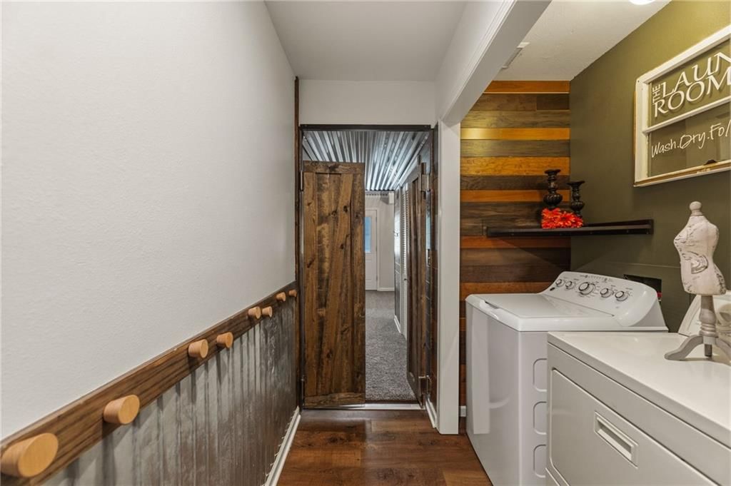 316 Creekside Court — photo 22