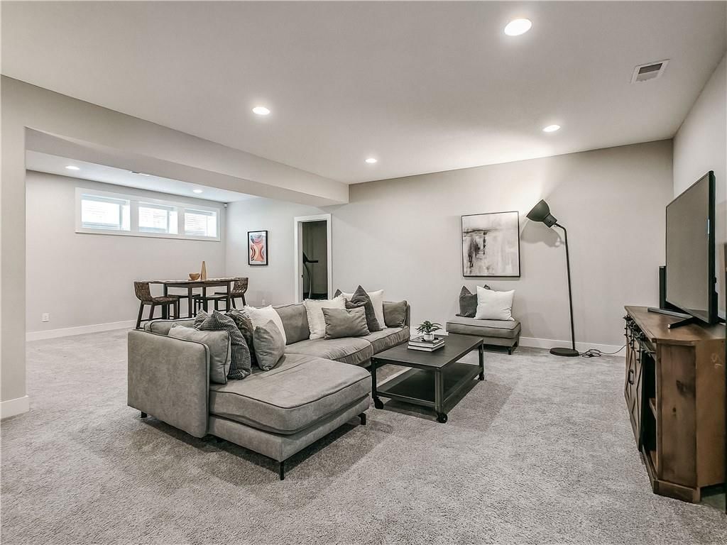 2344 W 146th Terrace — photo 38