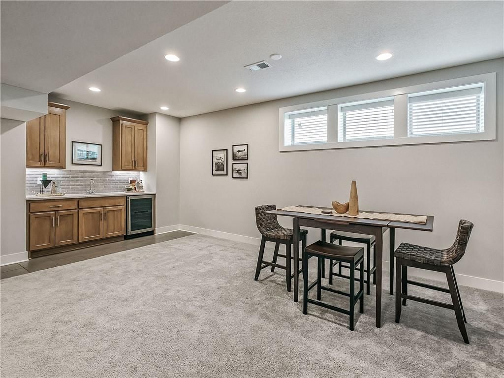 2344 W 146th Terrace — photo 41
