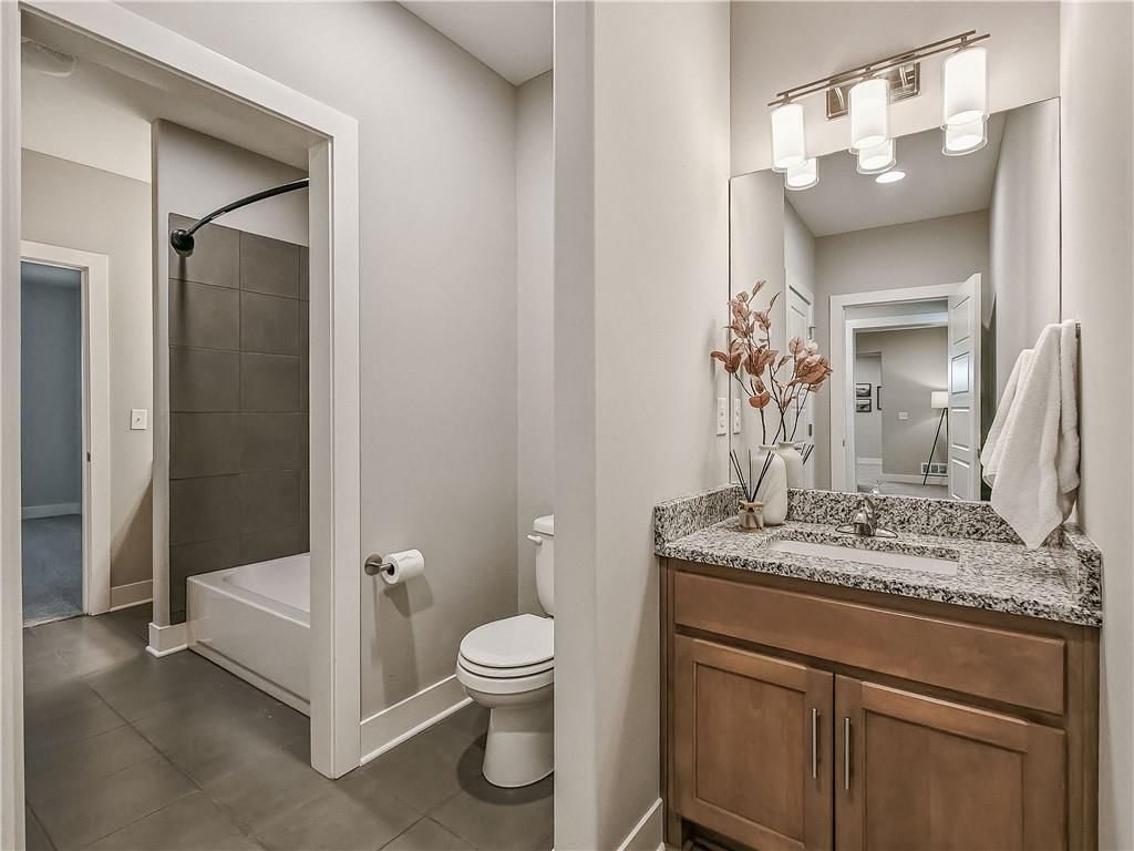 2344 W 146th Terrace — photo 45