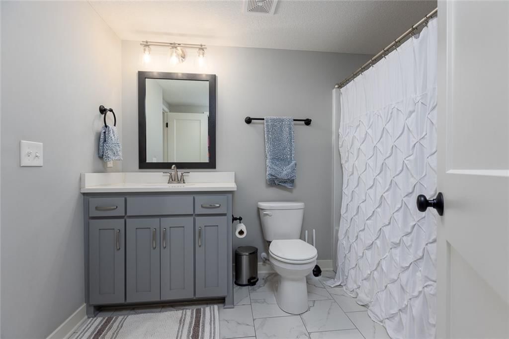 8134 NW 89th Street — photo 28