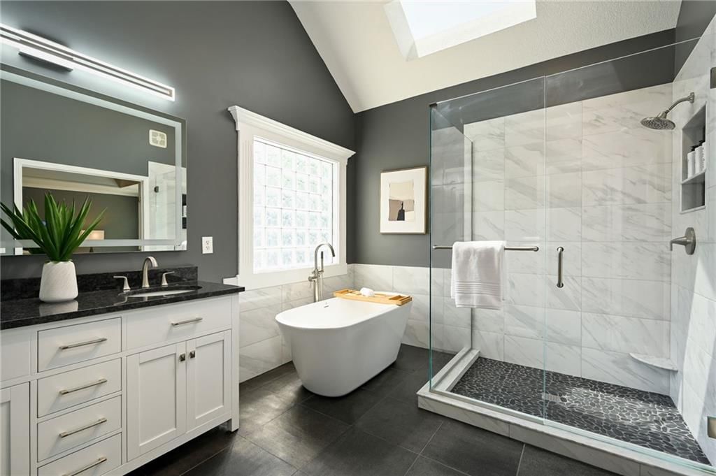 14730 S Hallet Street — photo 22