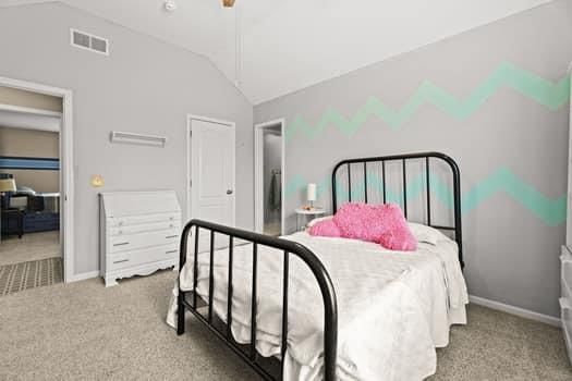 10504 N Euclid Avenue — photo 36