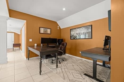 10504 N Euclid Avenue — photo 38