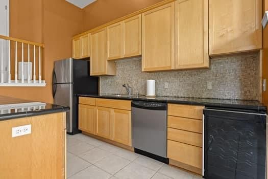 10504 N Euclid Avenue — photo 44