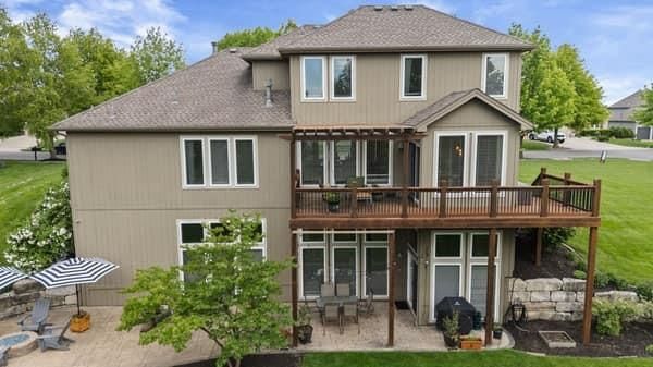 10504 N Euclid Avenue — photo 67