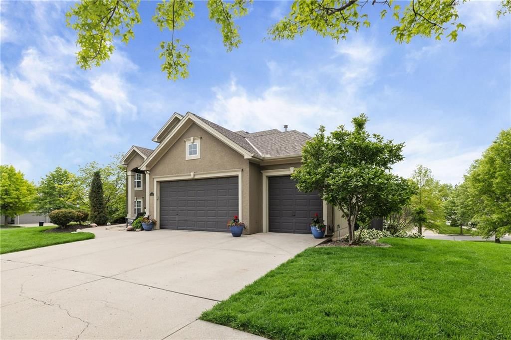 10504 N Euclid Avenue — photo 77