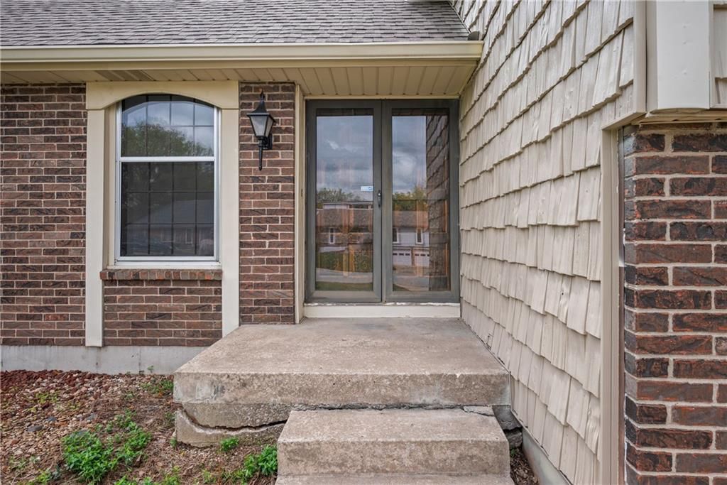 11209 E 76th Street — photo 3