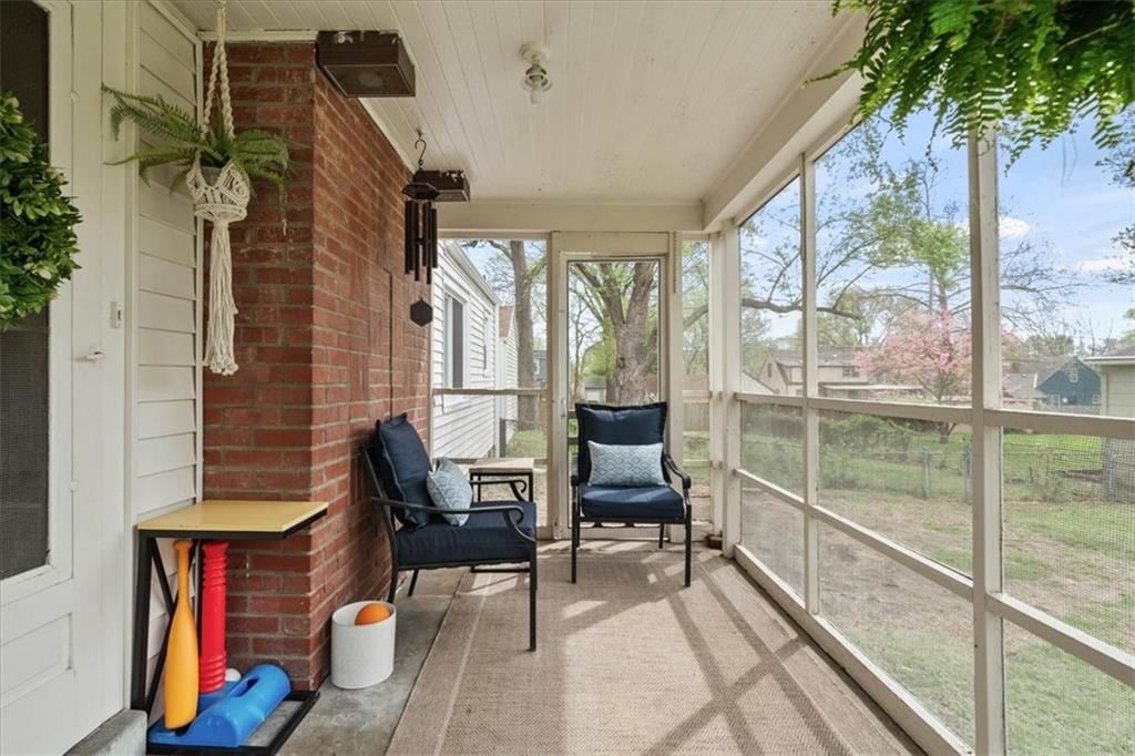 5501 Russell Street — photo 3