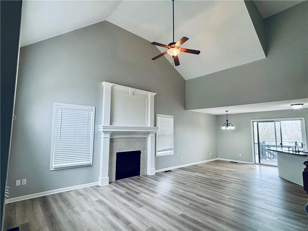 709 N ROCKWELL Avenue — photo 4