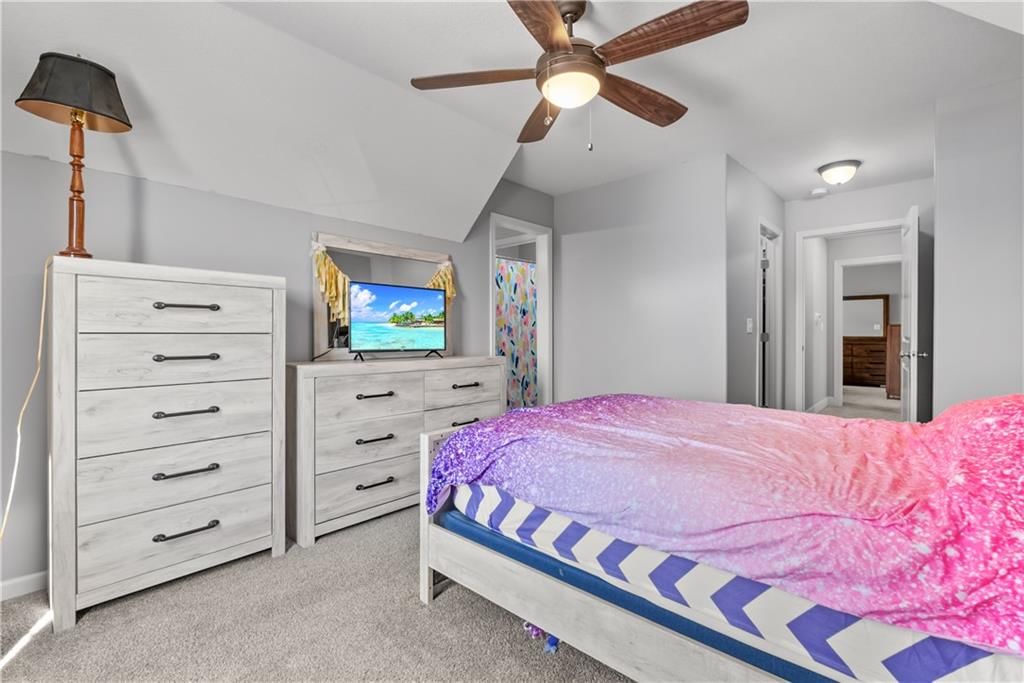 1308 NE Woods Edge Circle — photo 39