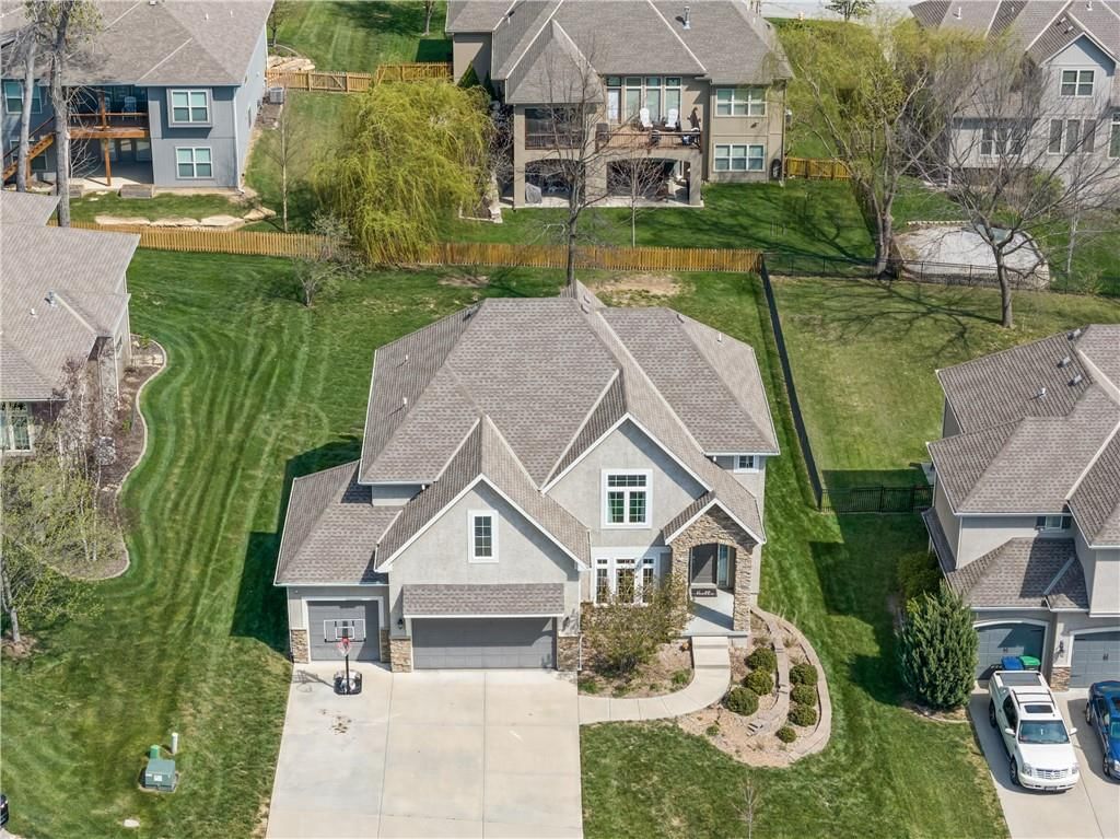 1308 NE Woods Edge Circle — photo 42
