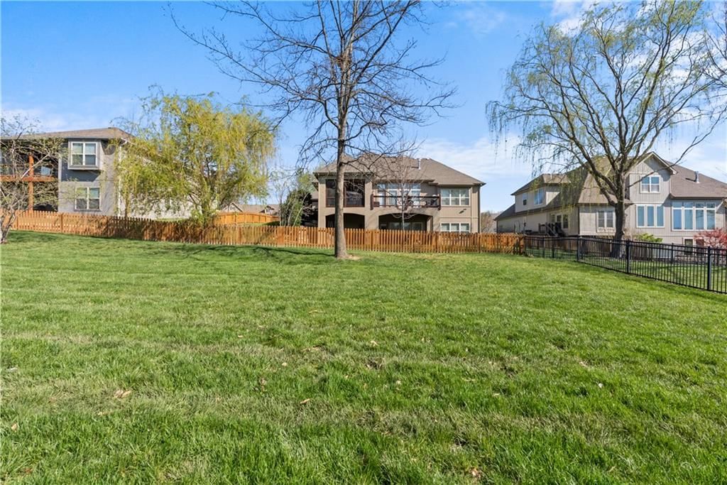 1308 NE Woods Edge Circle — photo 45