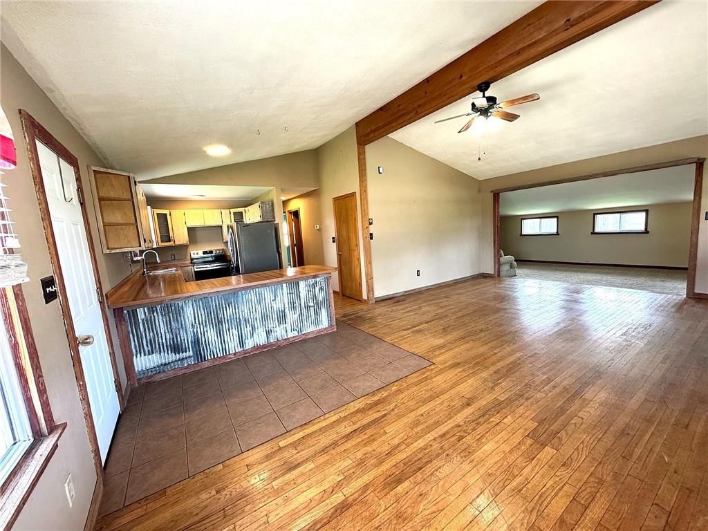 103 N Fuller Street — photo 6
