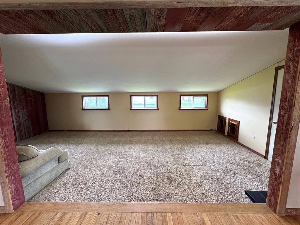 103 N Fuller Street — photo 10