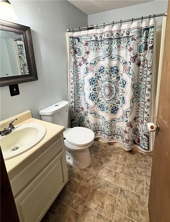 419 W 8th Street — photo 13