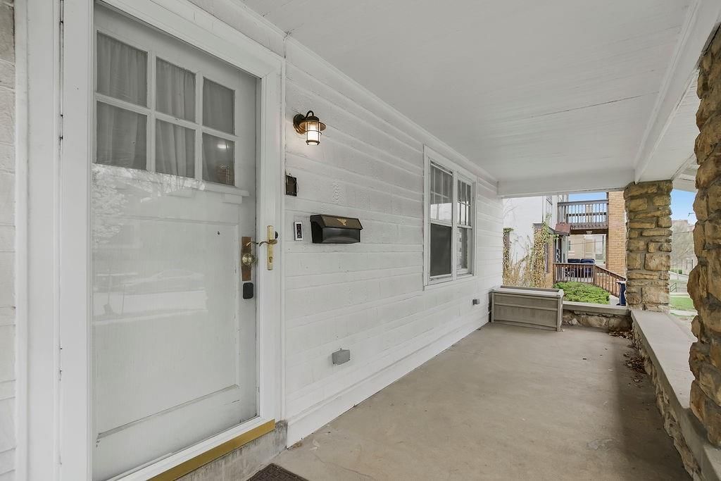 5306 Charlotte Street — photo 2