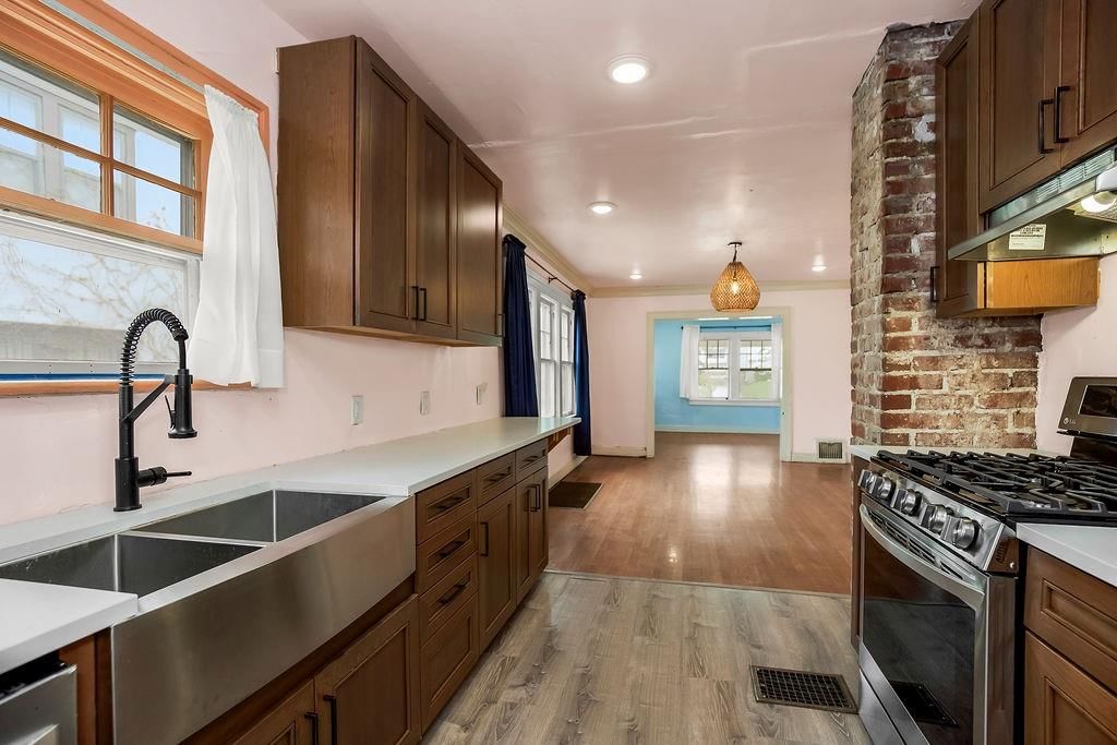 5306 Charlotte Street — photo 11