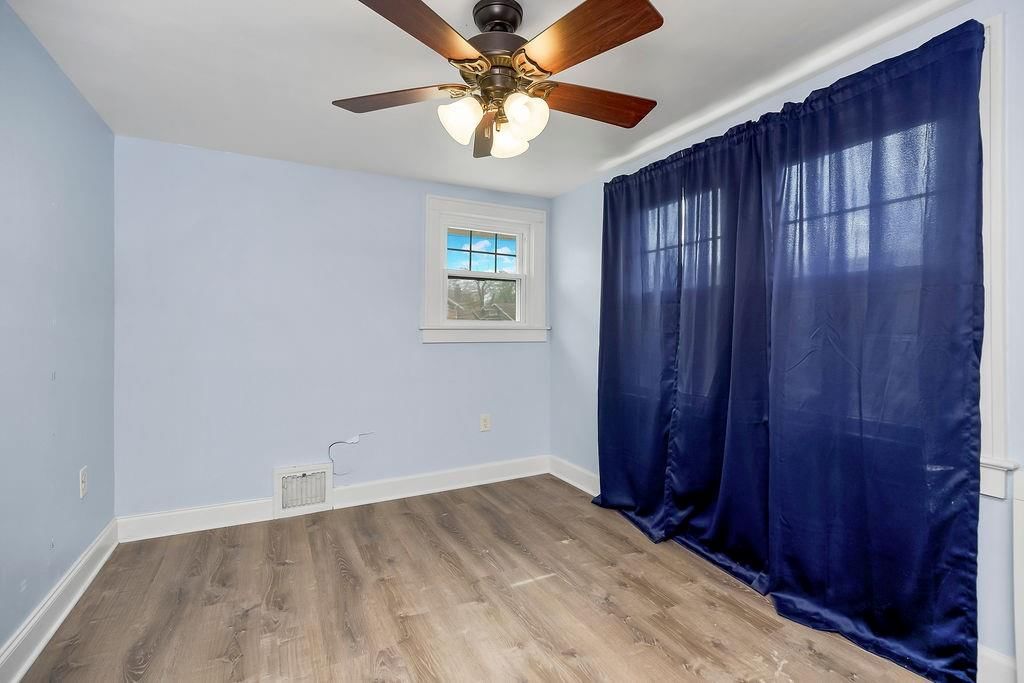 5306 Charlotte Street — photo 13