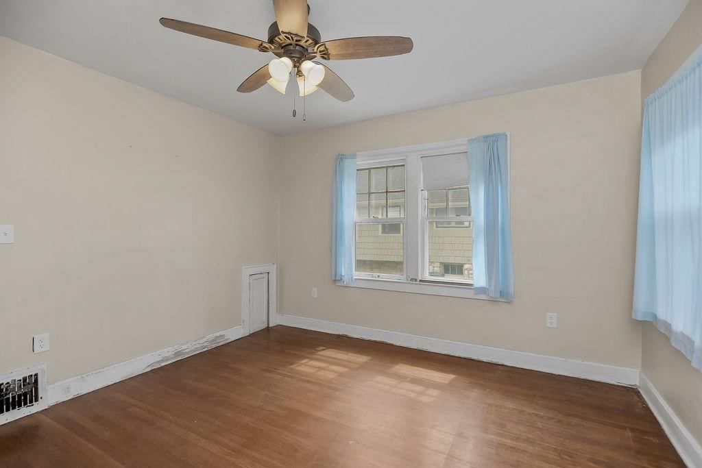 5306 Charlotte Street — photo 18