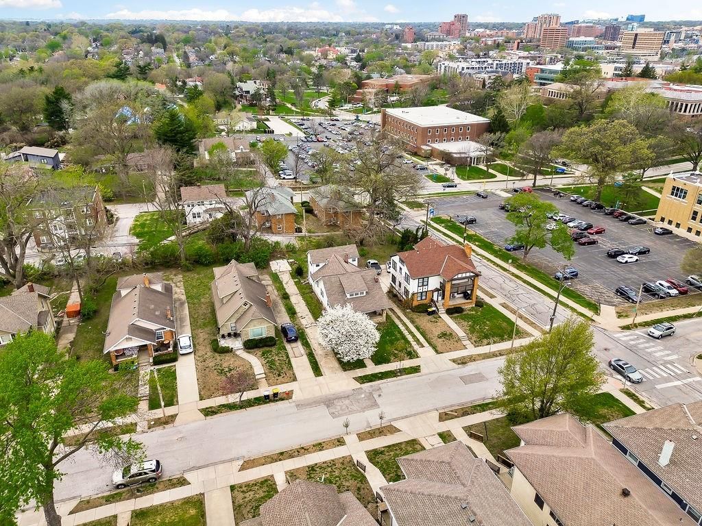 5306 Charlotte Street — photo 29