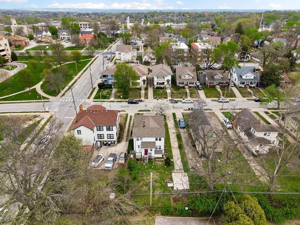 5306 Charlotte Street — photo 34