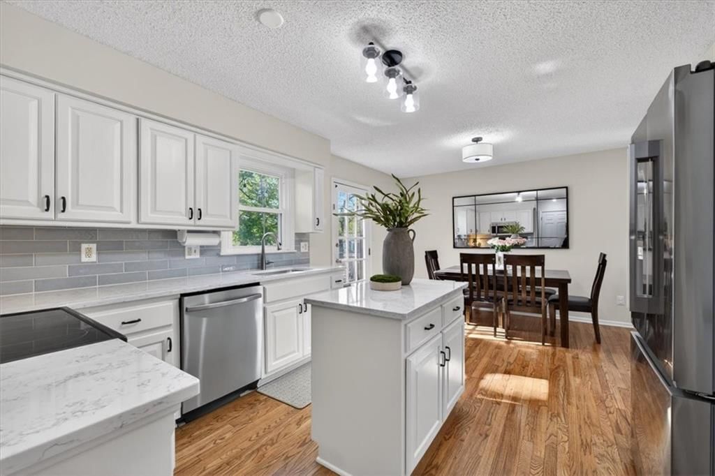 12404 S Seminole Drive — photo 9