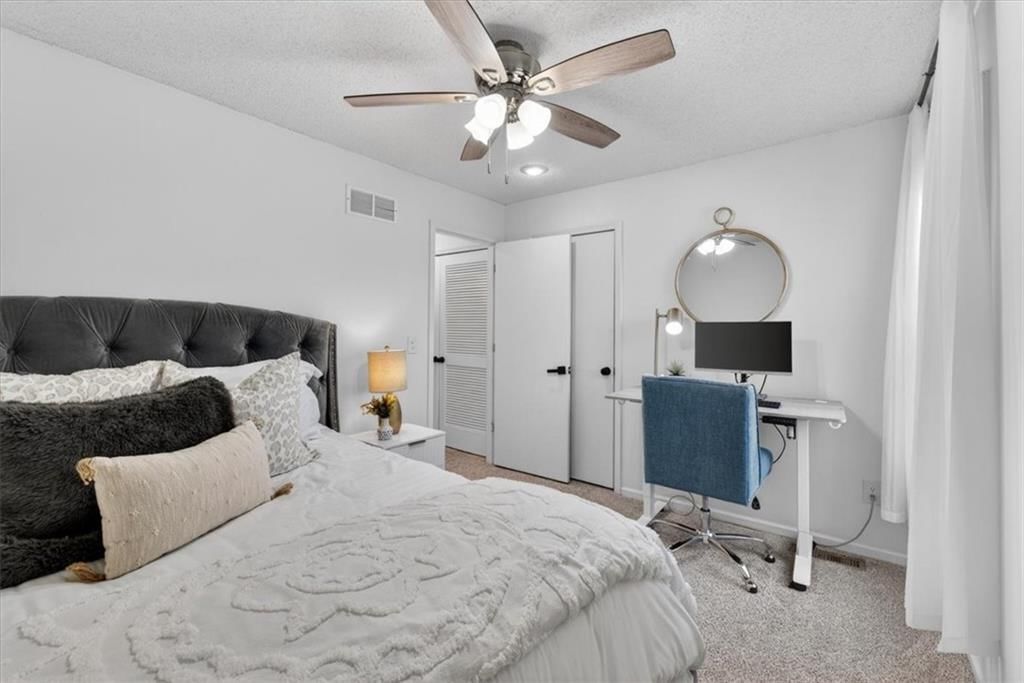 12404 S Seminole Drive — photo 22