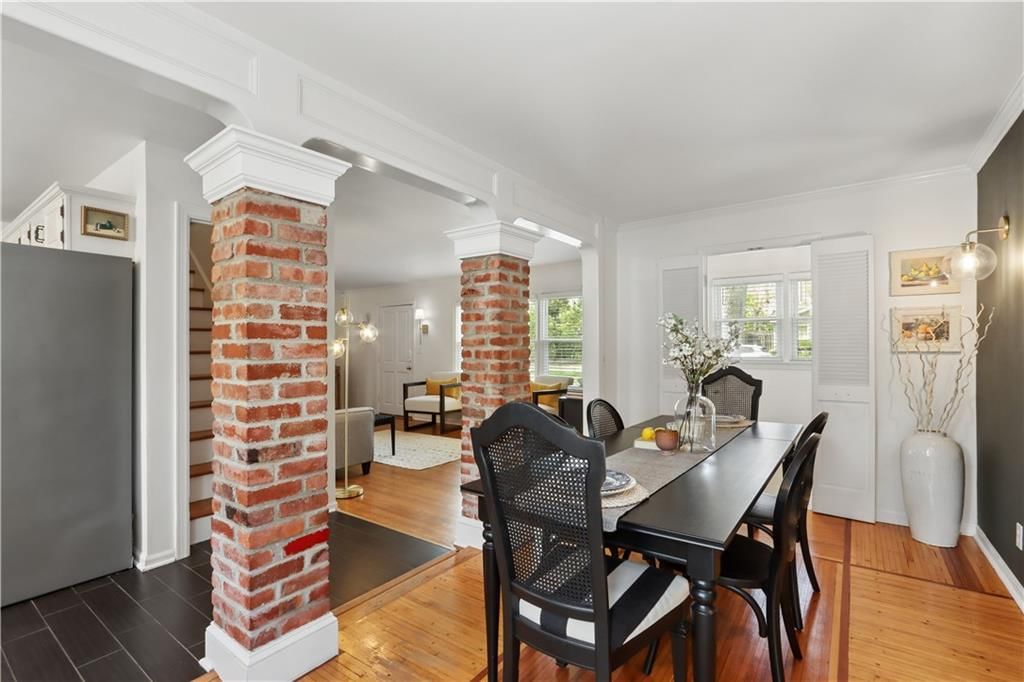 7933 COLONIAL Drive — photo 4