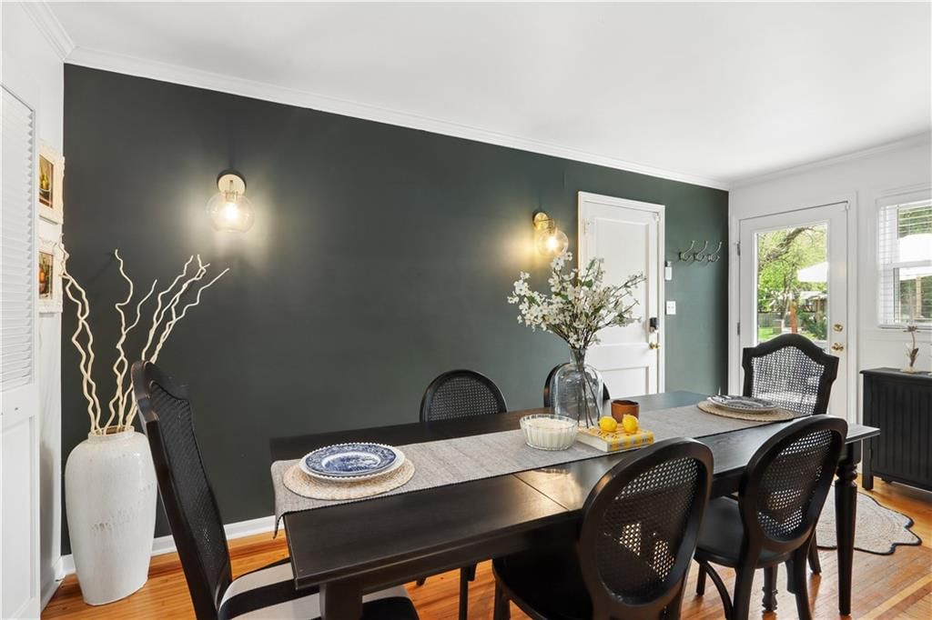 7933 COLONIAL Drive — photo 5