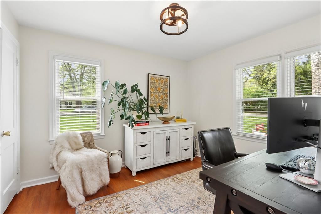7933 COLONIAL Drive — photo 11