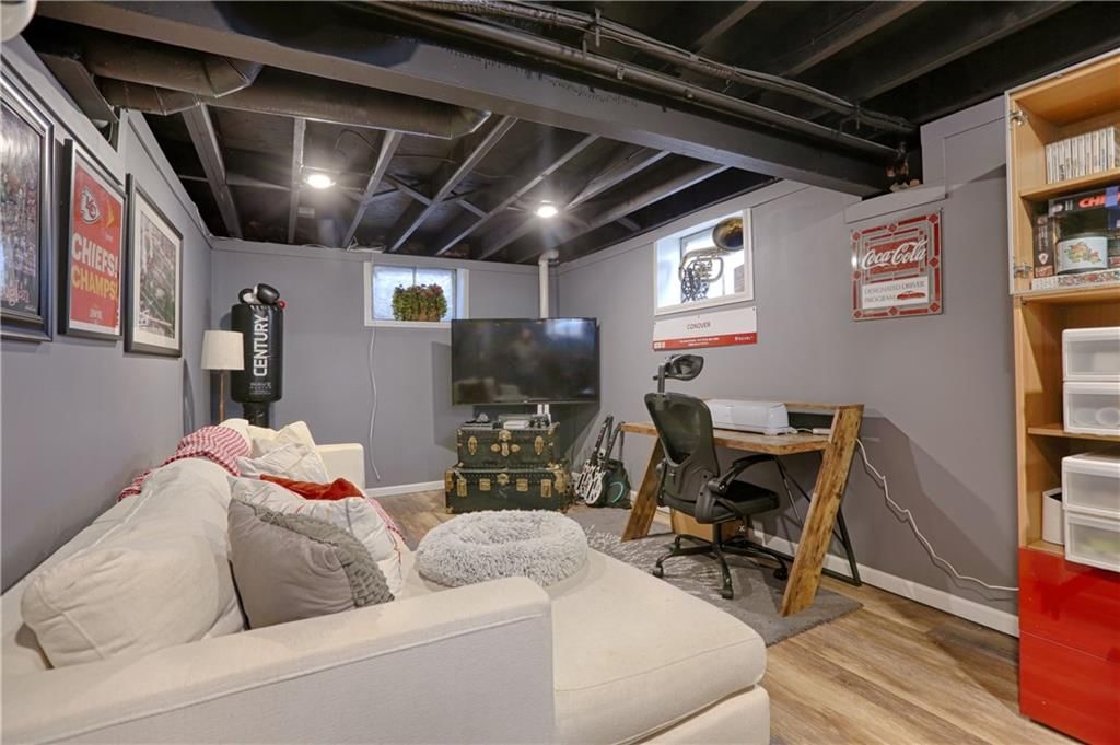 705 W 91st Street — photo 13