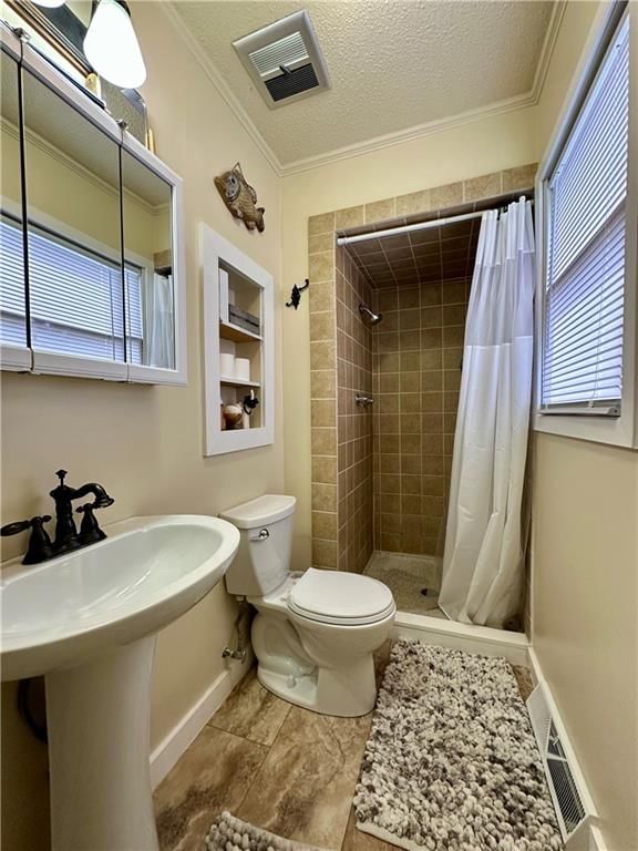 1322 N Dewey Street — photo 16