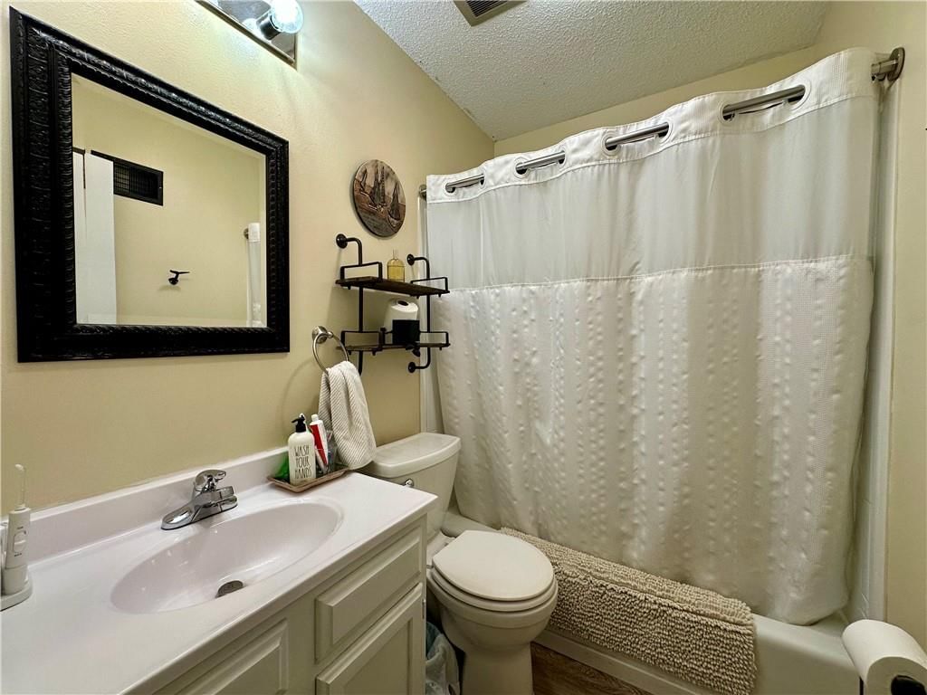 1322 N Dewey Street — photo 20