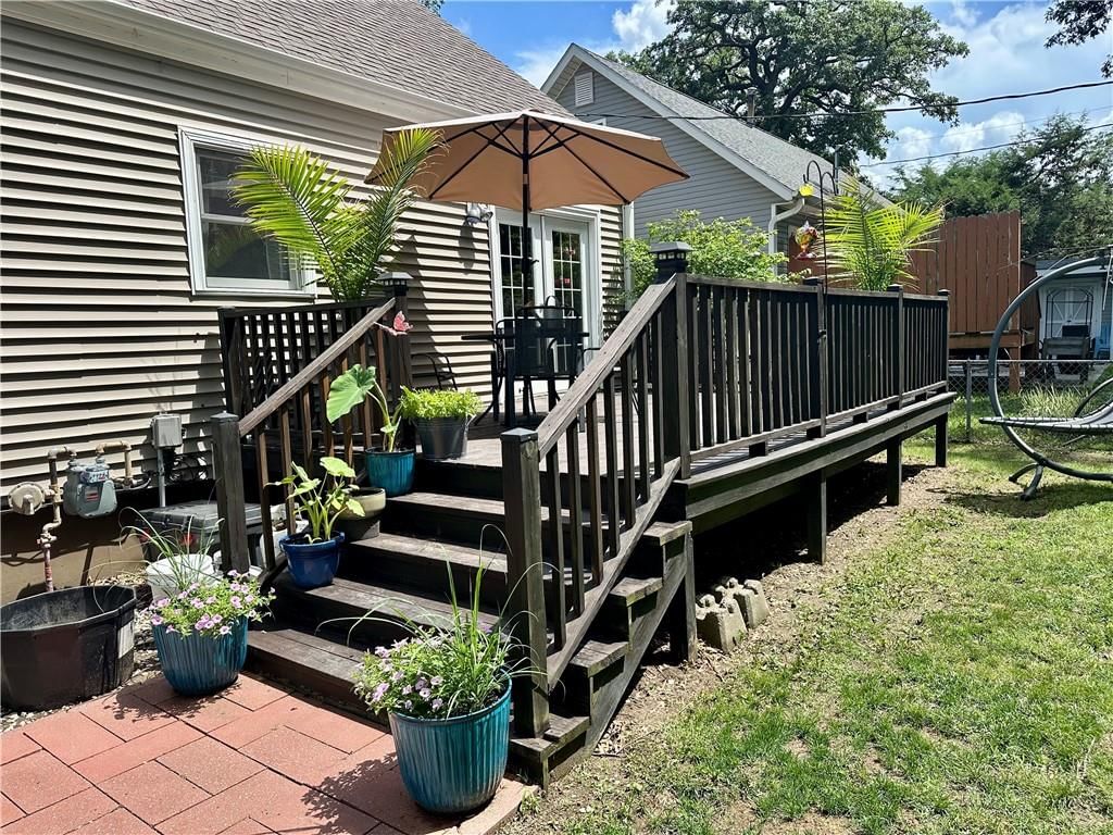 1322 N Dewey Street — photo 25