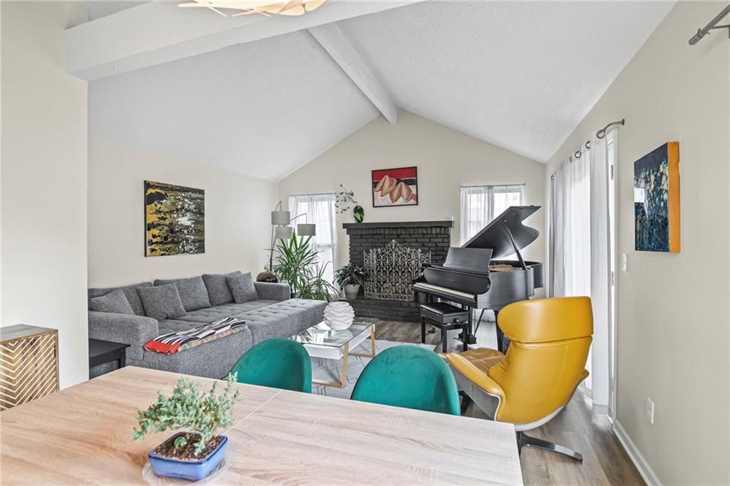 8307 N Chatham Avenue — photo 8