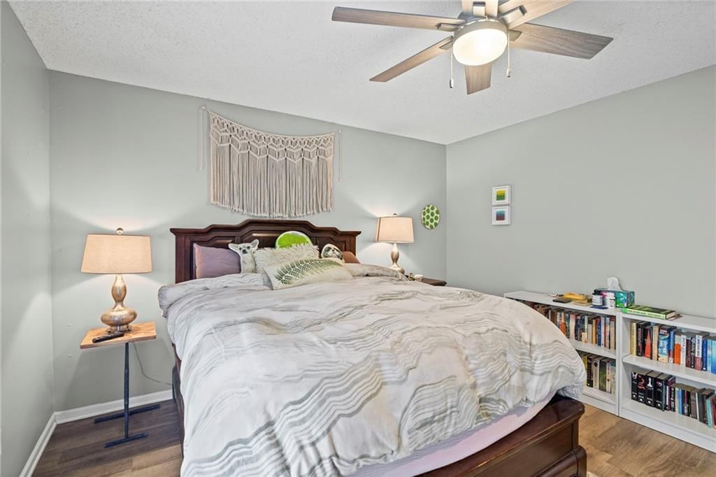 8307 N Chatham Avenue — photo 15