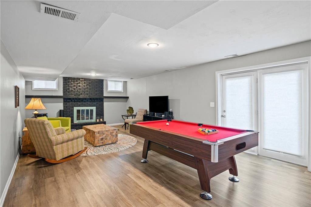 8307 N Chatham Avenue — photo 23