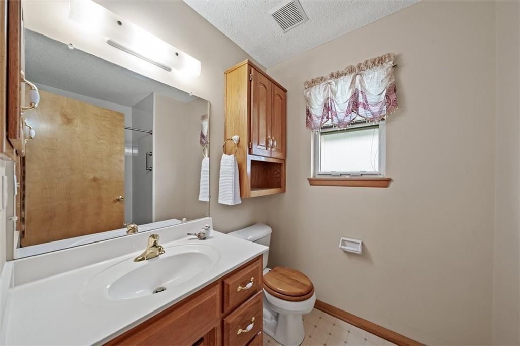 602 Sun Drive — photo 18