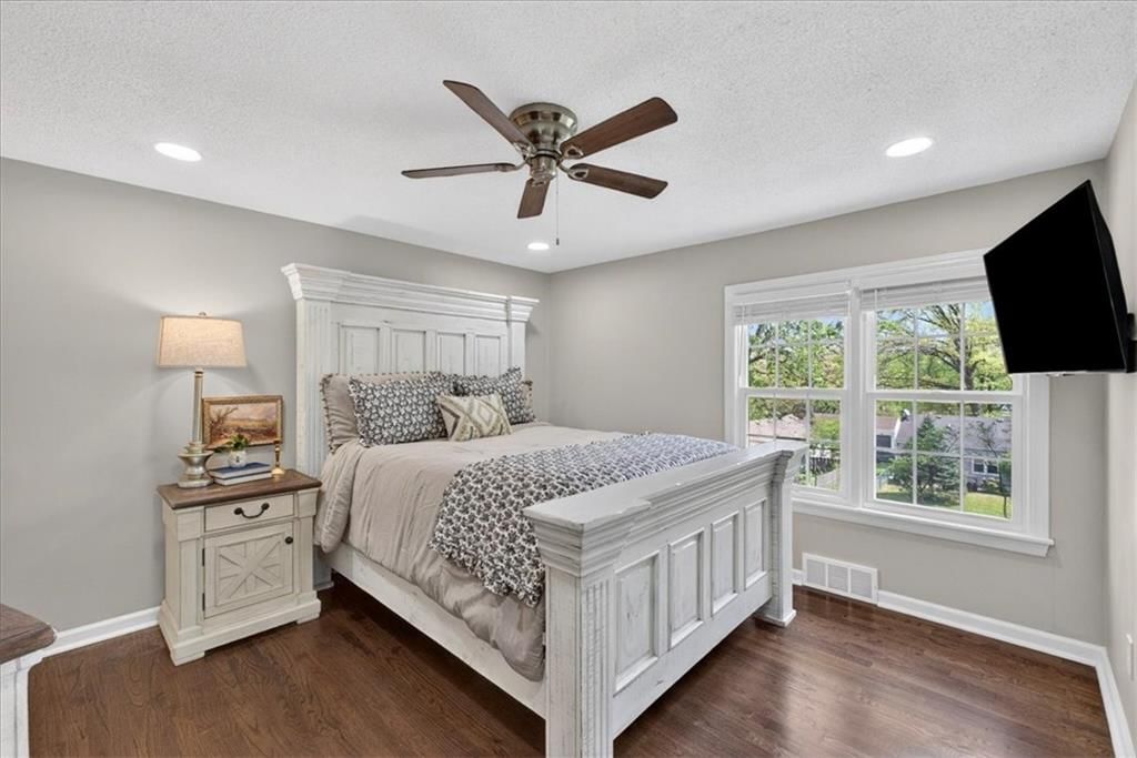 5507 Roe Boulevard — photo 19