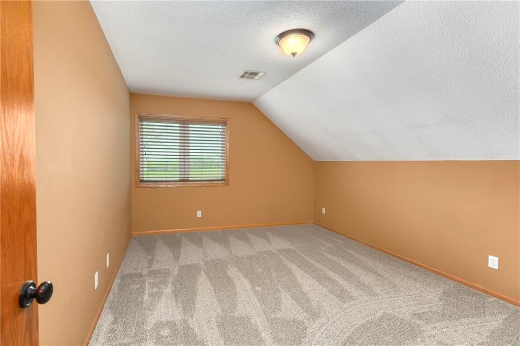 7306 Golden Belt Road — photo 35