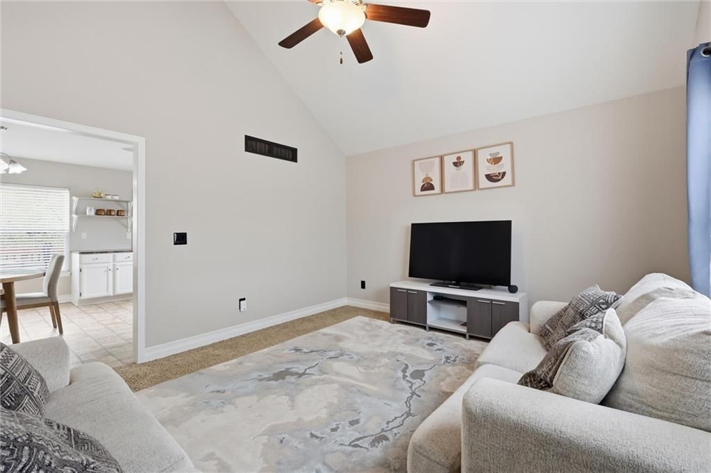 931 S Jones Court — photo 4