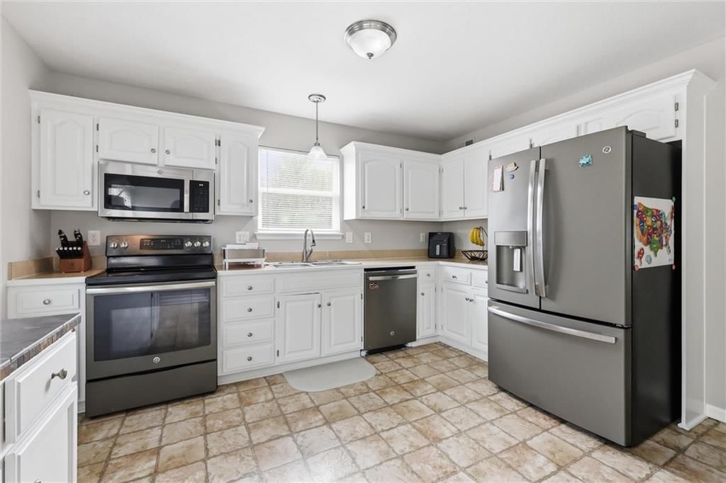 931 S Jones Court — photo 10