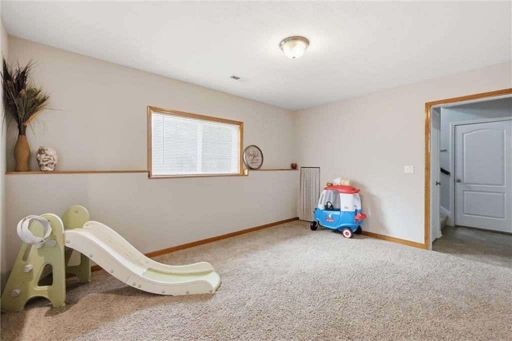 931 S Jones Court — photo 29