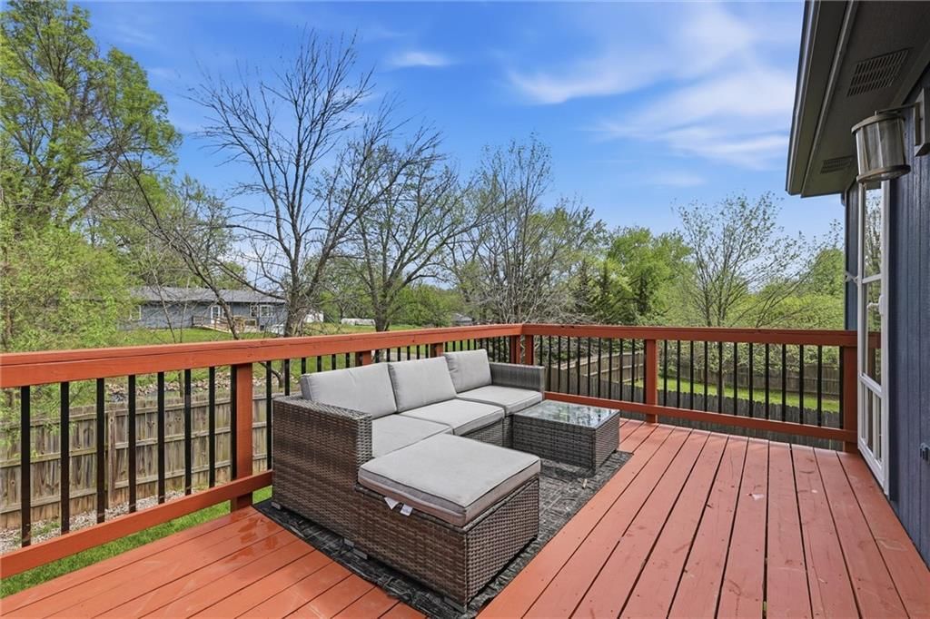 931 S Jones Court — photo 31