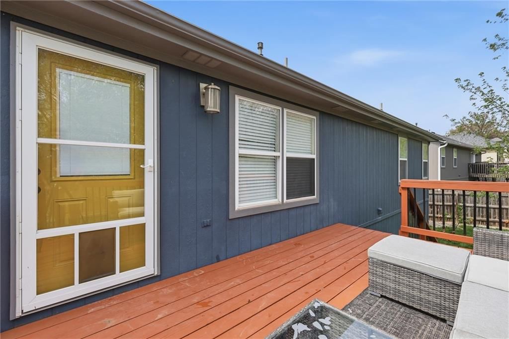 931 S Jones Court — photo 32