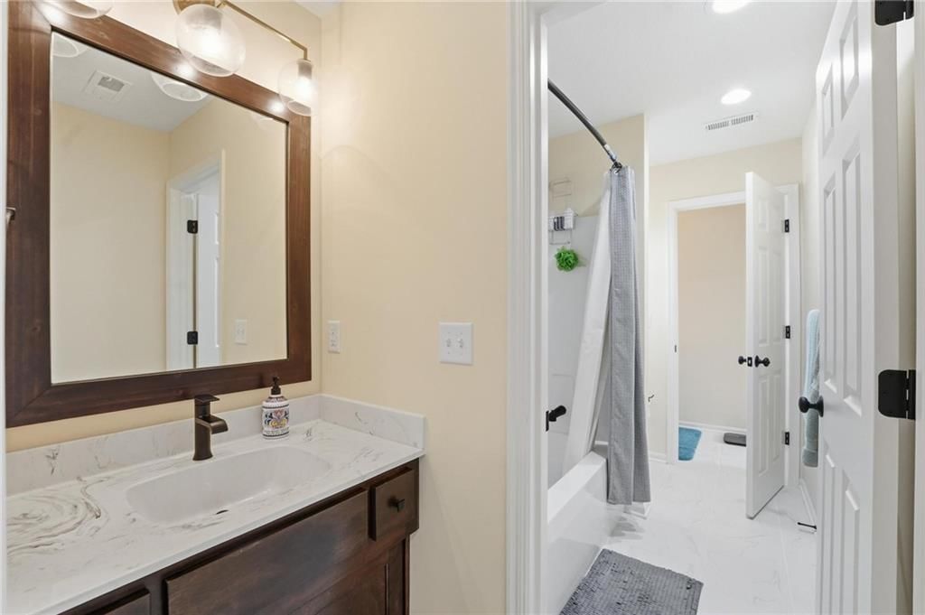 14464 S Haskins Street — photo 45
