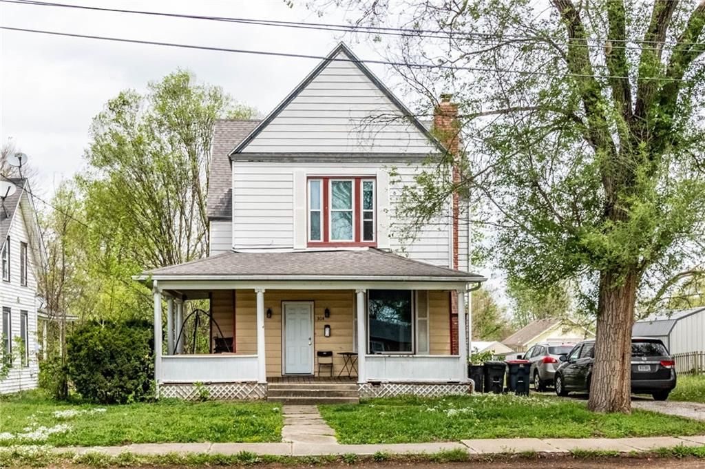 304 E Benton Street — photo 1