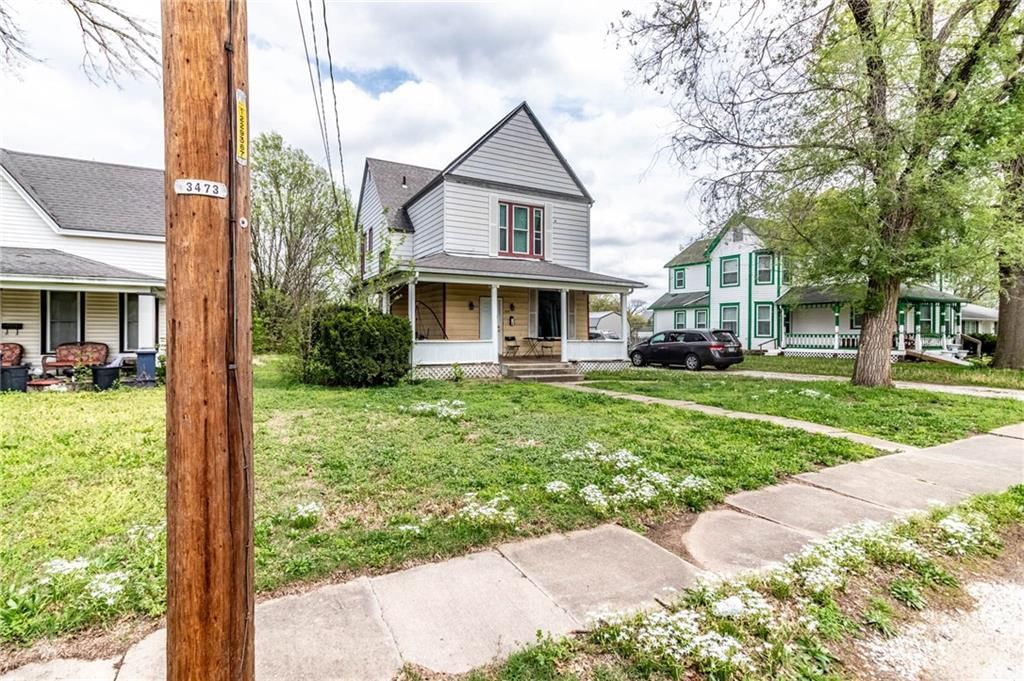 304 E Benton Street — photo 3
