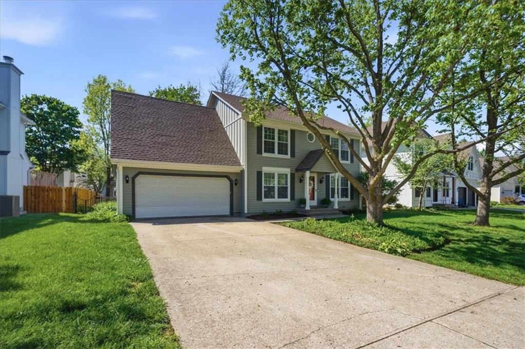 1376 E 154th Terrace — photo 35